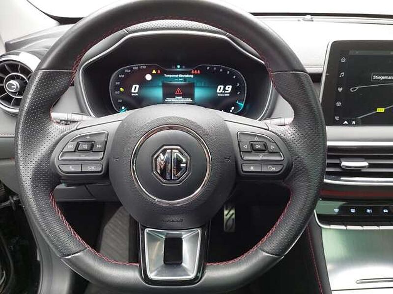 MG HS HS 1.5T-GDI AUTO. LUXURY NAVI KLIMA LED PANO LM