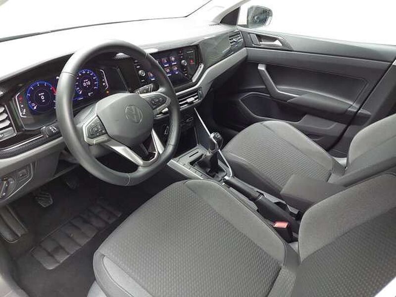 Volkswagen Polo POLO 1.0 TSI LIFE LED KLIMA DIGITALCOCKPIT PDC KAM