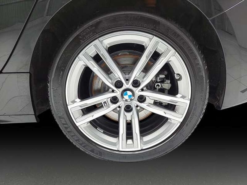 BMW 120 120 I STEPTRONIC M SPORT NAVI LED WINTER KAMERA PA