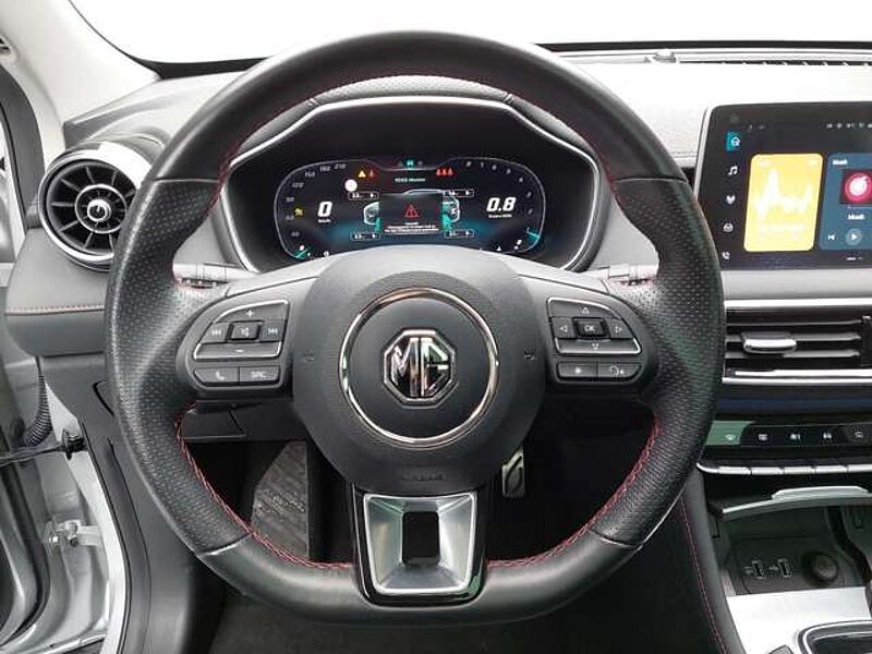 MG HS HS 1.5T-GDI AUTO. LUXURY NAVI KLIMA LED PANO LM